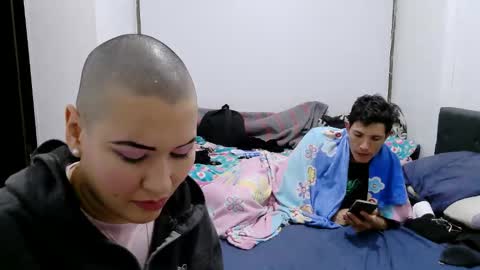 Snapshot of mauroluxandra chatting on 11/17/25, 04:07 mauroluxandra online show from 11/17/25, 04:07