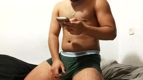 Snapshot of mauroo2025 chatting on 01/19/25, 03:32 mauroo2025 online show from 01/19/25, 03:32