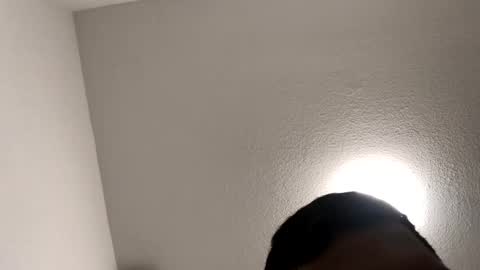 Snapshot of mauroo2025 chatting on 09/11/25, 01:44 mauroo2025 online show from 09/11/25, 01:44