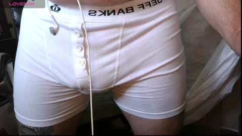 Snapshot of maverick_solo chatting on 06/19/26, 10:30 maverick_solo online show from 06/19/26, 10:30