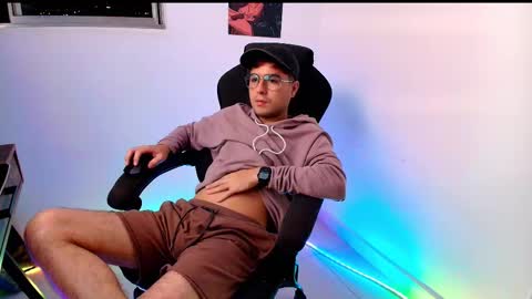 Snapshot of maverickdrift chatting on 12/18/25, 07:14 Maverick Drift online show from 12/18/25, 07:14