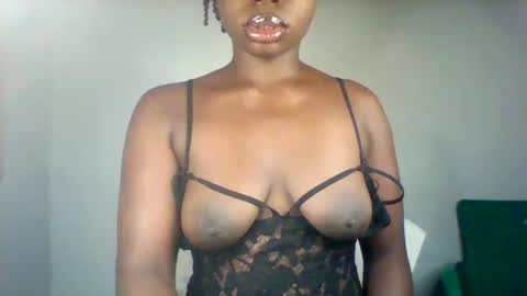 Snapshot of maverlous_pussy900 chatting on 02/22/26, 01:18 Maverlous pussy online show from 02/22/26, 01:18