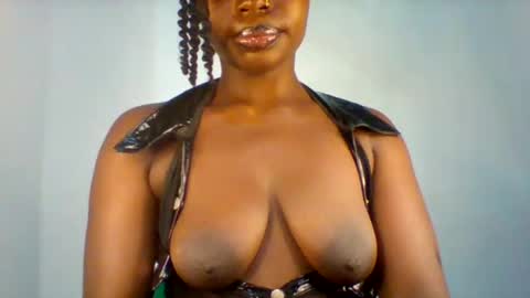 Snapshot of maverlous_pussy900 chatting on 02/25/26, 12:15 Maverlous pussy online show from 02/25/26, 12:15