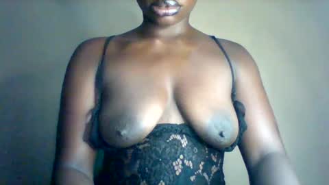 Snapshot of maverlous_pussy900 chatting on 03/24/26, 01:21 Maverlous pussy online show from 03/24/26, 01:21