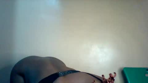 Snapshot of maverlous_pussy900 chatting on 04/04/26, 05:21 Maverlous pussy online show from 04/04/26, 05:21