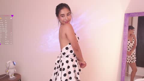 Snapshot of mavii__ chatting on 12/16/24, 10:34 Maria Victoria Schedule 2pm until 9pm GMT-5 online show from 12/16/24, 10:34