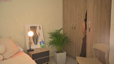 Snapshot of mavii__ chatting on 07/07/26, 02:10 Maria Victoria Schedule 2pm until 9pm GMT-5 online show from 07/07/26, 02:10