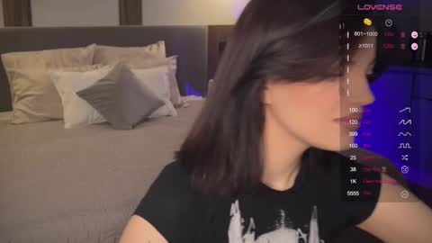 Mavis online show from 09/24/25, 09:18