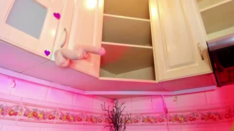 Snapshot of mavystar chatting on 12/12/24, 05:48 Mavy  online show from 12/12/24, 05:48