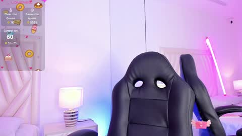 Snapshot of mavystar chatting on 01/15/25, 02:56 Mavy  online show from 01/15/25, 02:56