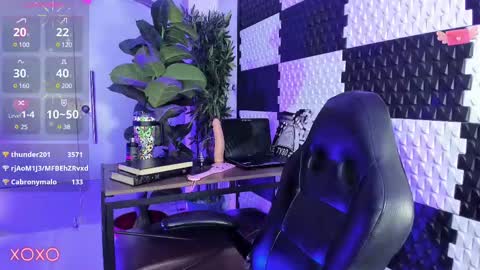 Snapshot of mavystar chatting on 03/10/25, 08:01 Mavy  online show from 03/10/25, 08:01