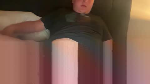 Snapshot of max569505 chatting on 04/19/26, 03:33 max569505 online show from 04/19/26, 03:33