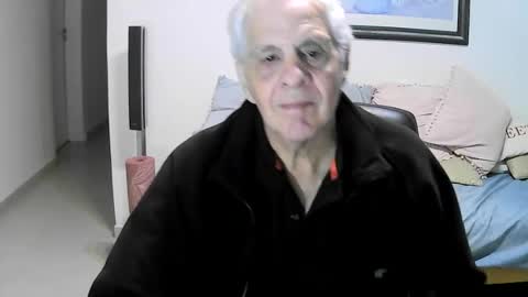 Snapshot of max_2017 chatting on 07/20/26, 01:20 max_2017 online show from 07/20/26, 01:20