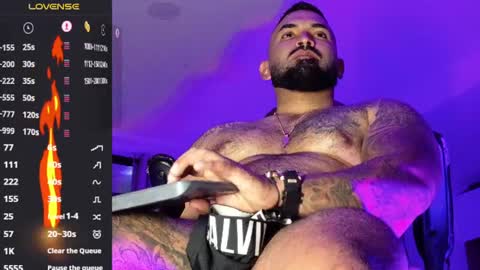 Snapshot of max__prada chatting on 06/19/26, 02:05 max__prada online show from 06/19/26, 02:05