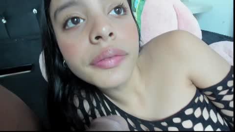 Snapshot of max_ashley_mds chatting on 12/12/24, 02:00 Max  Ashley online show from 12/12/24, 02:00