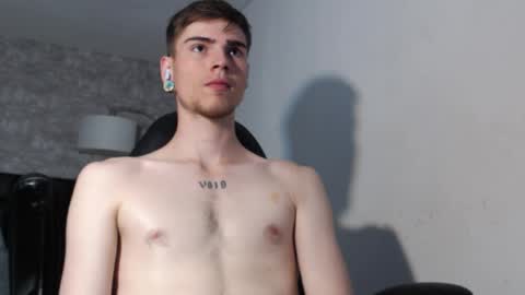 max_denver05 online show from 09/17/25, 05:14