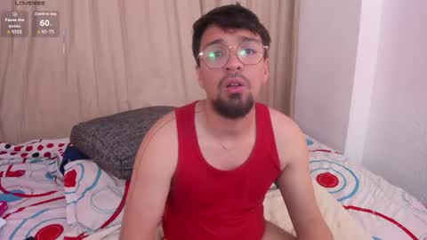 Snapshot of max_ed chatting on 06/30/26, 11:33 edward online show from 06/30/26, 11:33
