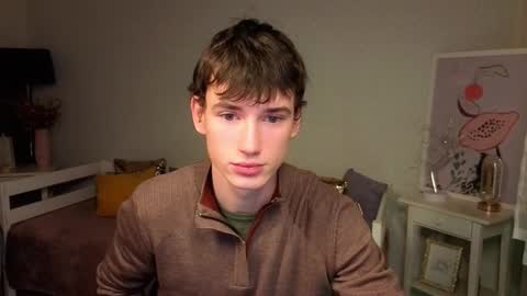 Max online show from 12/17/25, 04:07