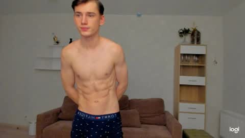 Snapshot of max_foks_ chatting on 04/19/26, 01:38 max_foks_ online show from 04/19/26, 01:38