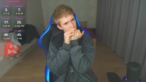 Max Gen with tats 24years  And Ethan without tats 20 years online show from 01/18/25, 12:24