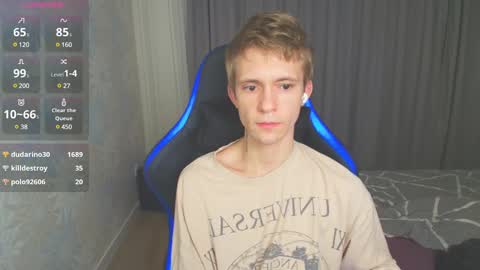 Max Gen with tats 24years  And Ethan without tats 20 years online show from 01/28/25, 01:39