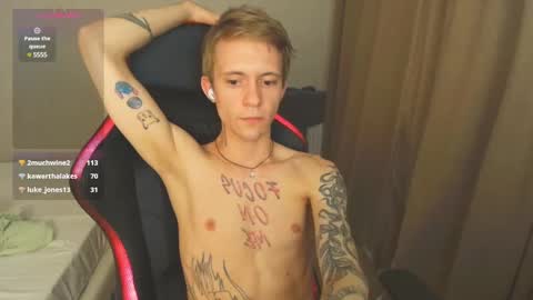 Max Gen with tats 24years  And Ethan without tats 20 years online show from 03/03/25, 05:39