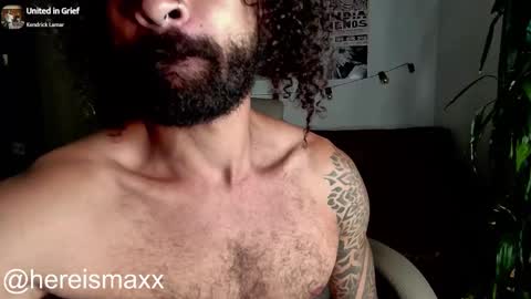 Snapshot of max_greenn chatting on 09/24/25, 12:03 Max Follow me IGX hereismaxx online show from 09/24/25, 12:03