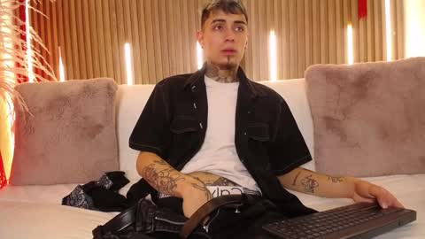 Max online show from 02/14/26, 01:08