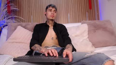 Max online show from 02/18/26, 12:56