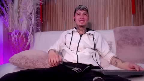 Max online show from 03/06/26, 03:36