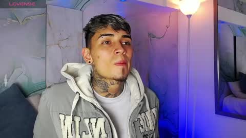 Max online show from 04/17/26, 03:53