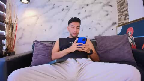 Snapshot of max_hornye chatting on 02/27/26, 06:52 Max Hornye online show from 02/27/26, 06:52