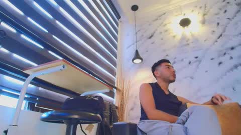 Max Hornye online show from 03/23/26, 06:45