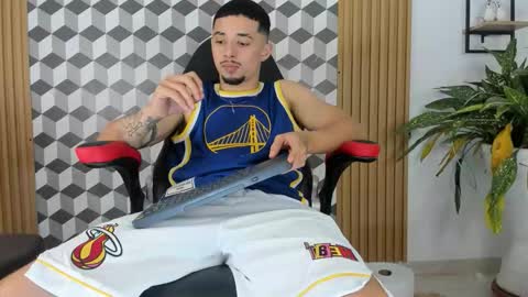 max_jowel online show from 12/23/25, 03:48