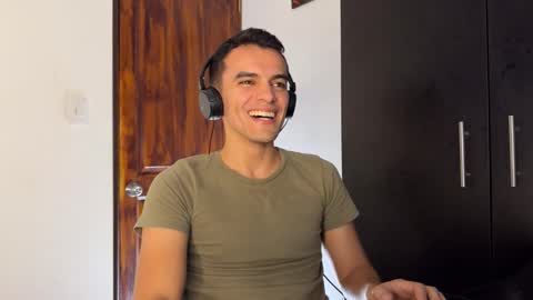 Max Lancaster online show from 12/04/24, 11:57