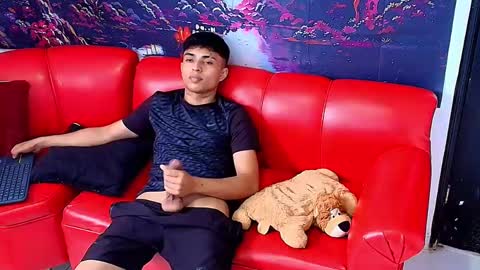 max_latin_ online show from 02/10/25, 03:21