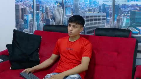 max_latin_ online show from 02/19/25, 12:00