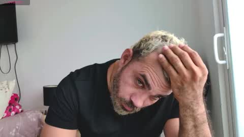 max_love25 online show from 01/05/26, 08:23