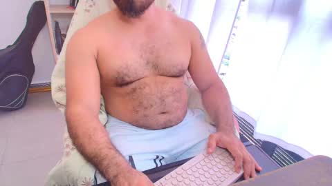 Snapshot of max_love25 chatting on 04/11/26, 07:07 max_love25 online show from 04/11/26, 07:07