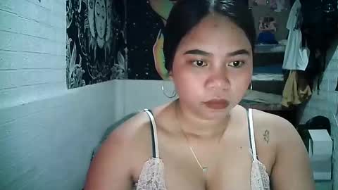 Snapshot of max_lovely123 chatting on 05/17/26, 10:22 max_lovely123 online show from 05/17/26, 10:22