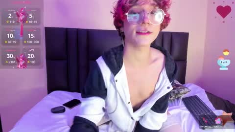 Snapshot of max_lover1 chatting on 02/15/25, 09:15 Max lover1 online show from 02/15/25, 09:15