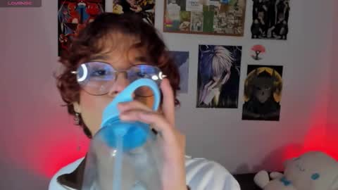 Snapshot of max_lover1 chatting on 10/21/25, 02:12 Max lover1 online show from 10/21/25, 02:12