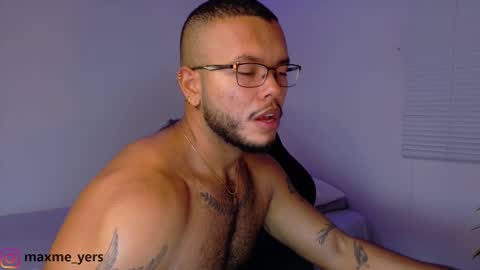 Snapshot of max_meyer chatting on 10/27/25, 10:58 max_meyer online show from 10/27/25, 10:58