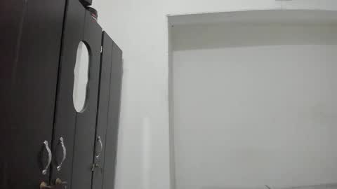 Max online show from 04/17/26, 04:32