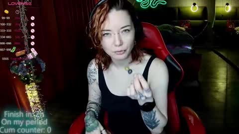 Max online show from 10/05/25, 07:23