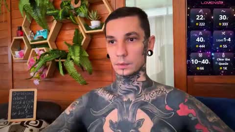    online show from 01/04/25, 01:42