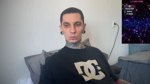    online show from 02/02/25, 11:08