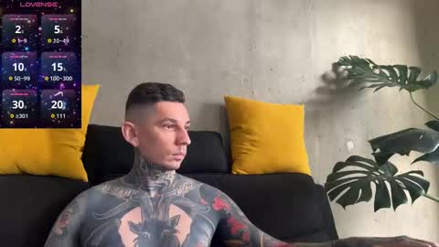    online show from 10/06/25, 05:05