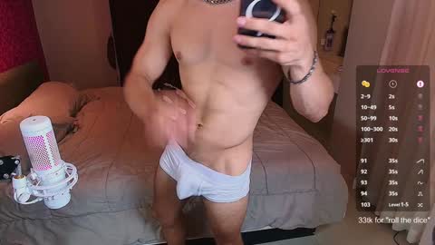 Snapshot of max_russell chatting on 12/10/24, 11:54 Former Porn Star online show from 12/10/24, 11:54