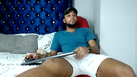 max_sexyhot26 online show from 12/04/24, 03:15